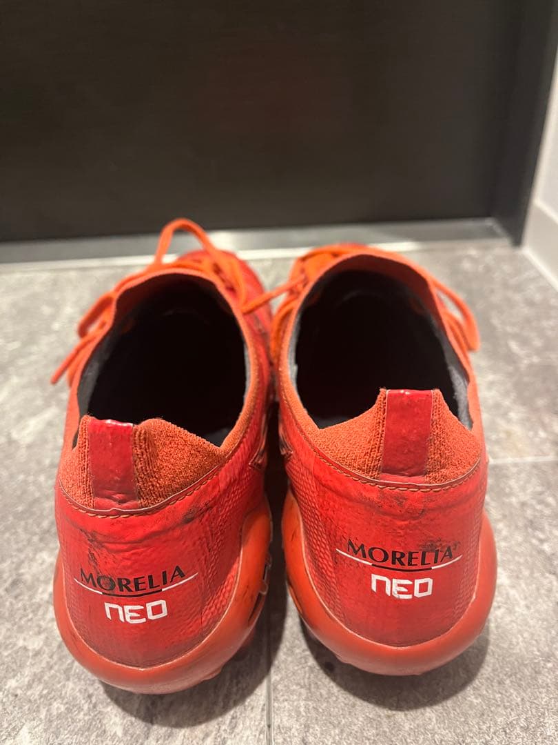 MIZUNOモレリア ネオ Ⅲ β JAPAN レッド 26.0cm