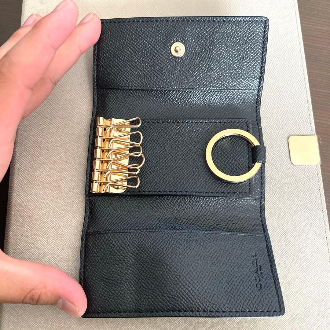 新品未使用 COACHキーケース