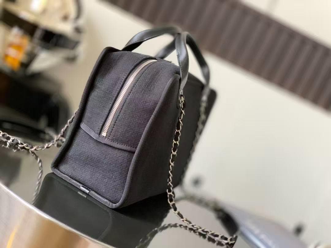 デニム ネイビー 紺 シルバー金具 A92749