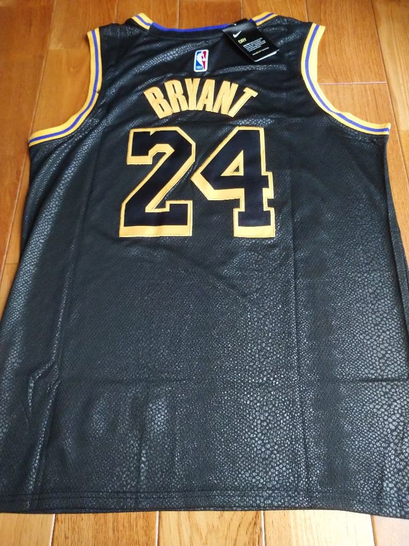 レイカーズ NBA コービー選手 ユニフォーム Mサイズ 新品未使用