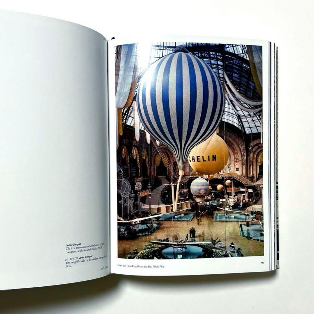 【 新品 】Paris Portrait of a City