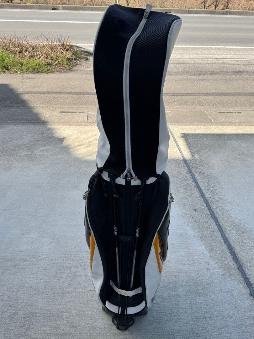 HONMA TOUR WORLD キャディバッグ