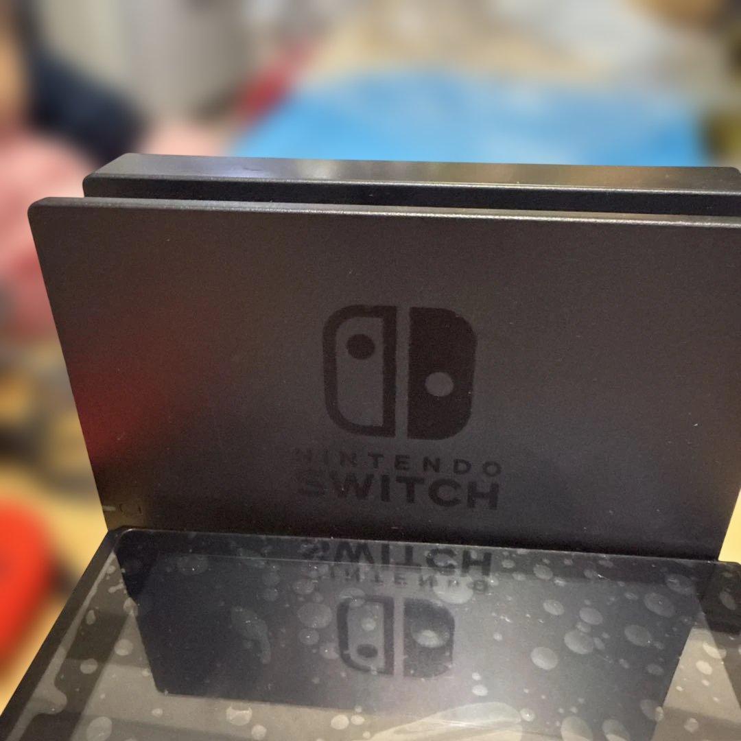 純正美品　Nintendo Switch 本体 ジョイコン他セット
