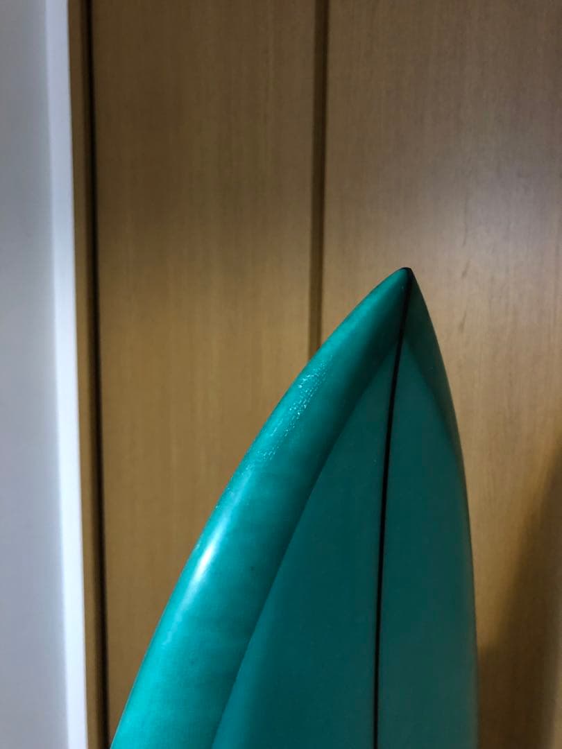 Albumサーフボード　Twinsman swirl tint 5’4