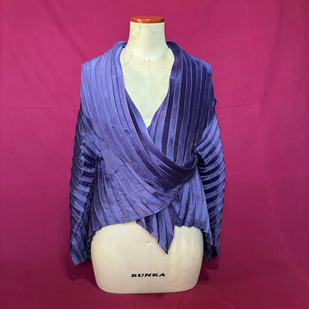 タグ取れ商品 ISSEY MIYAKE カシュクールデザイン プリーツジャケット