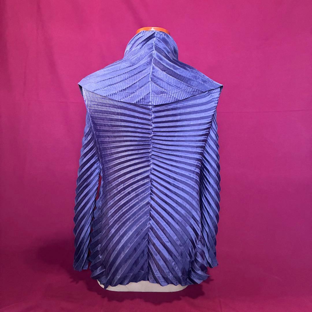 タグ取れ商品 ISSEY MIYAKE カシュクールデザイン プリーツジャケット