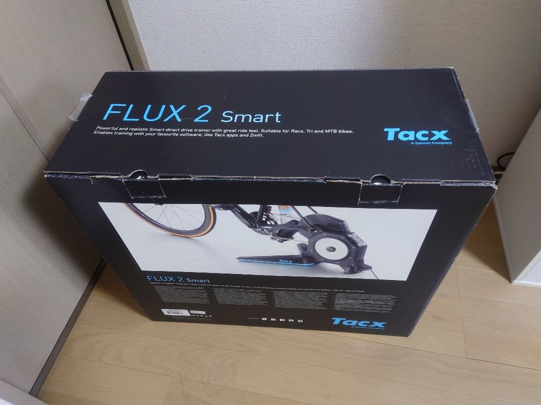 Tacx FLUX 2 Smart トレーニングローラー