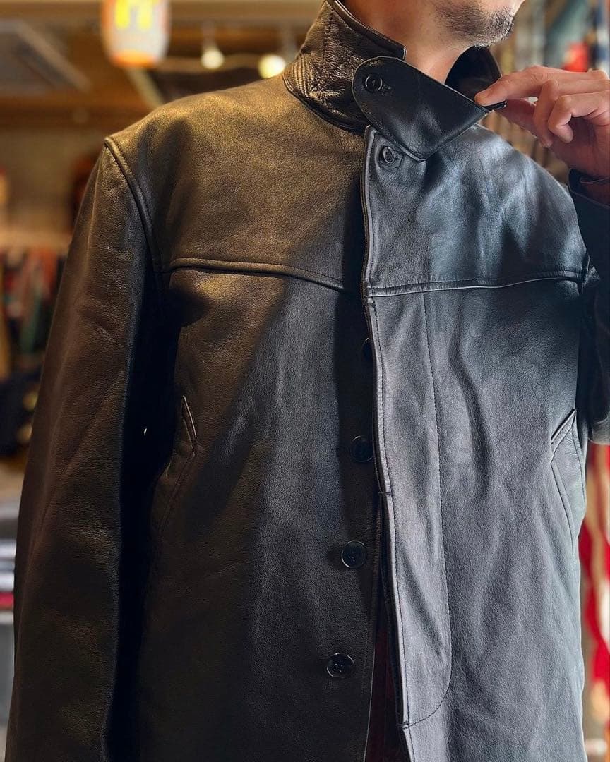 【超美品】値引交渉可　フランス製　レザージャケット　コート　革ジャン