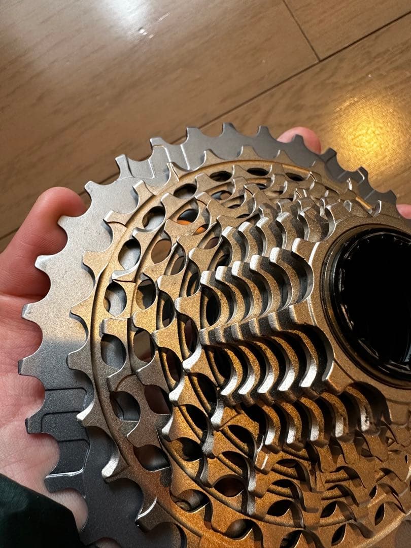 新車から取り外しsram red XG-1290 10-33t 12s xdr