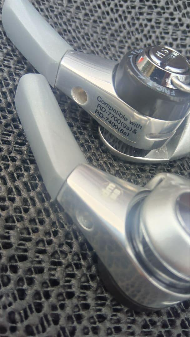 シマノ Shimano　バーコン　バーエンドコントローラー