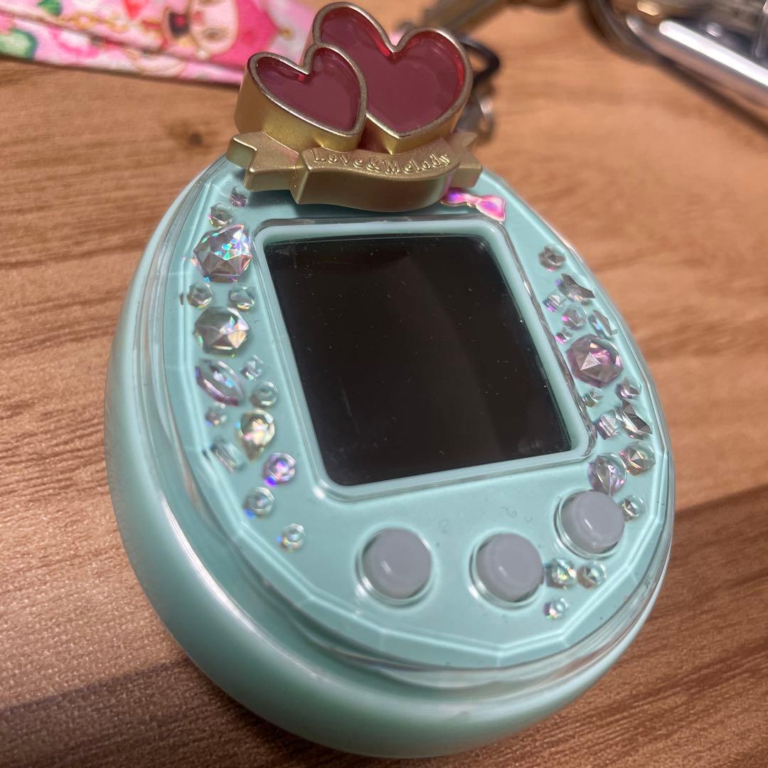 たまごっち　ピース　たまデコピアス