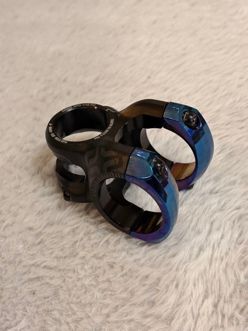 e-thirteen Plas ステム　40mm ブルー