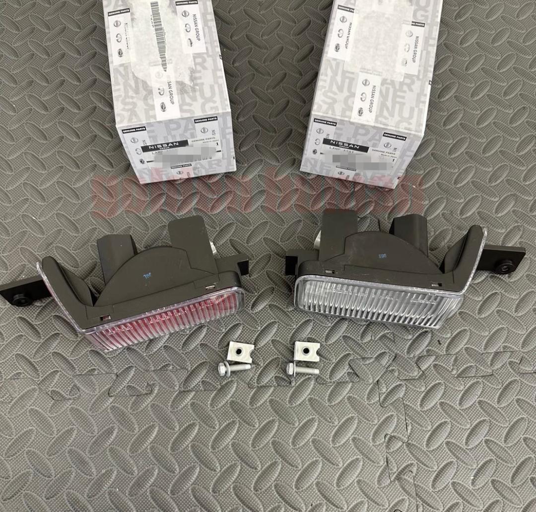 日産純正 バックフォグランプセット BNR34 GTRR34 スカイライン