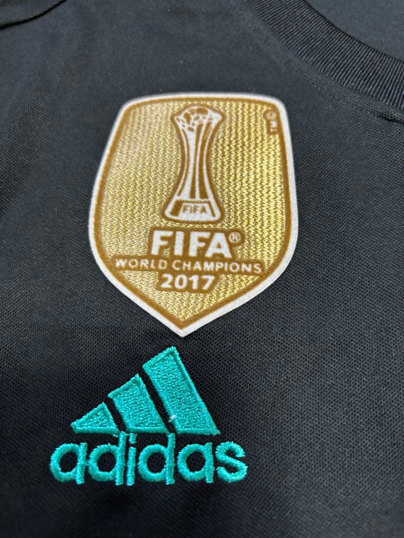 レアルマドリード　モドリッチ　アディダス adidas ユニフォーム