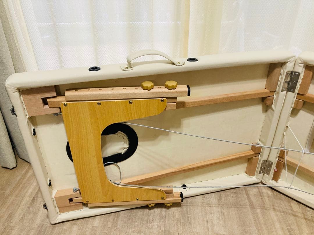 【美品】 折りたたみ施術ベッド 7段階 アイボリー ケース付き
