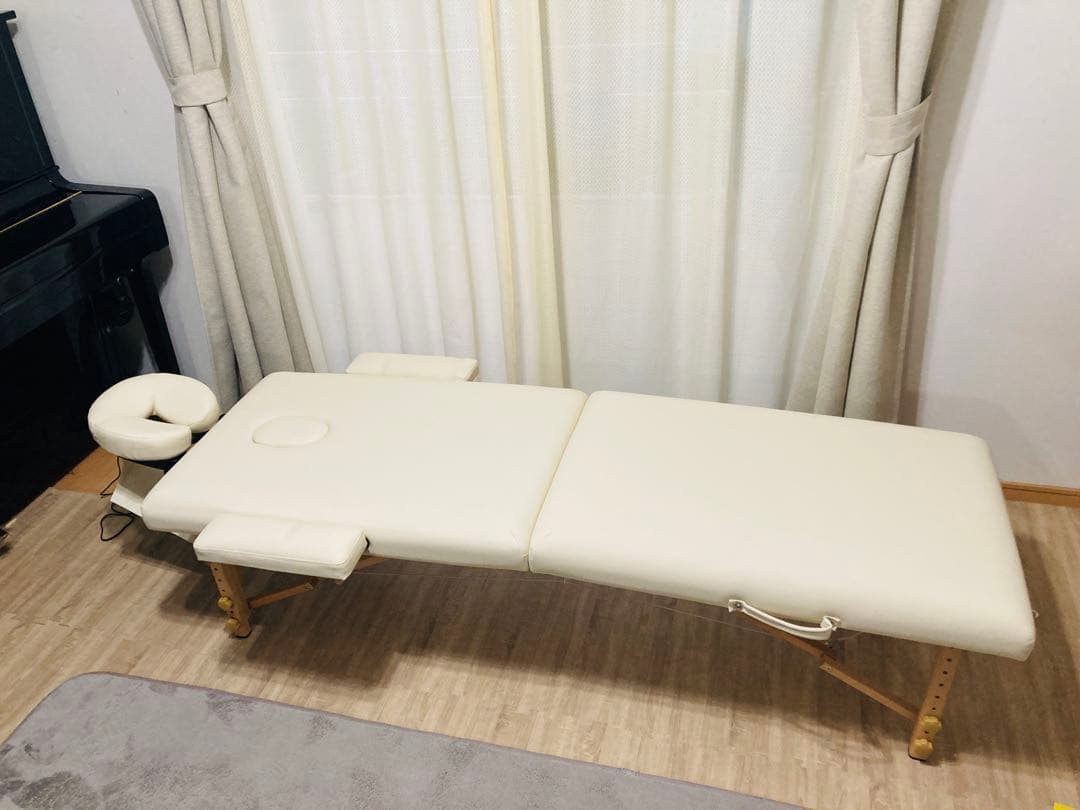 【美品】 折りたたみ施術ベッド 7段階 アイボリー ケース付き