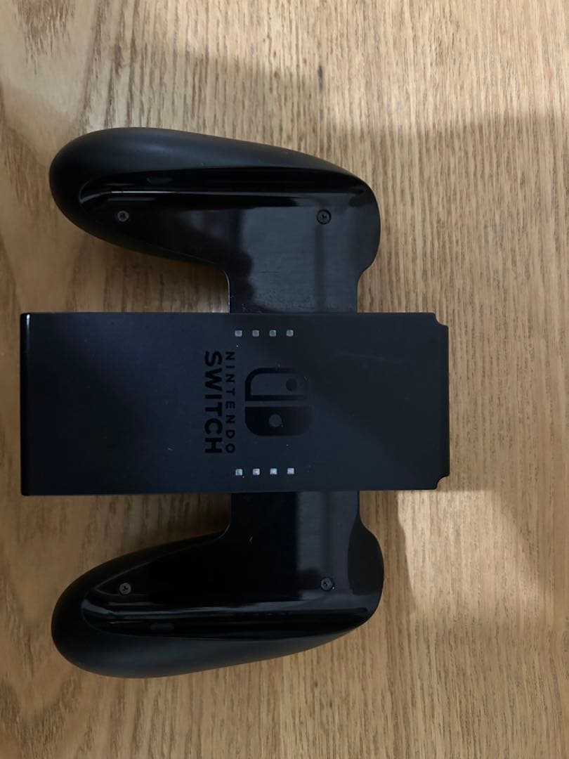 Nintendo Switch 本体　Joy-Con無し