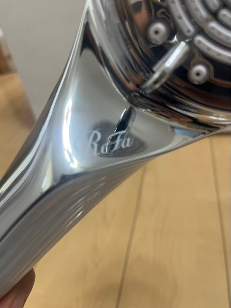 【未使用品　訳あり】ReFa シャワーヘッドファインバブルU ホワイト