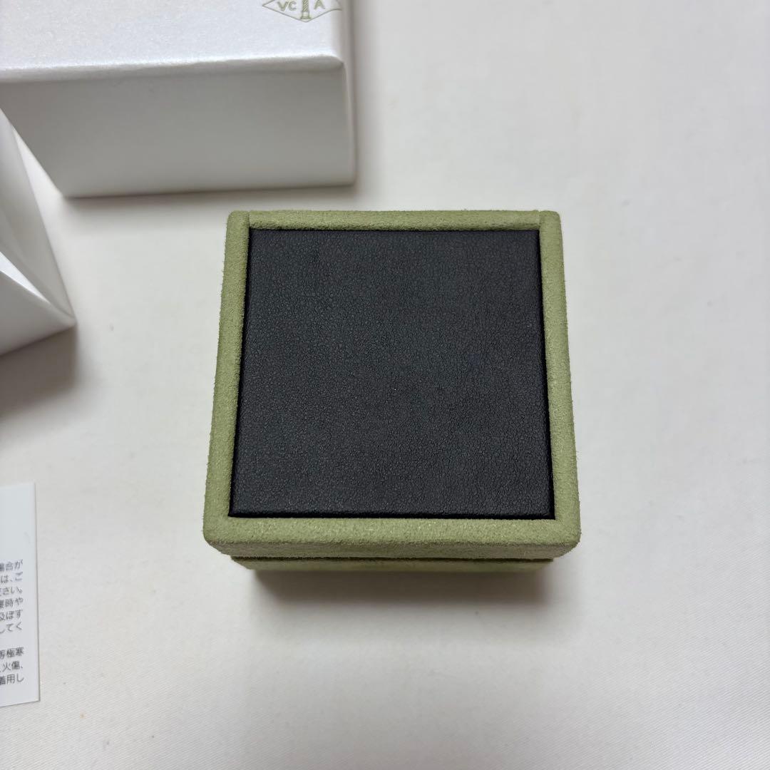 美品　ヴァンクリーフアンドアーペル　ネックレスケース　空箱　アクセサリー入れ