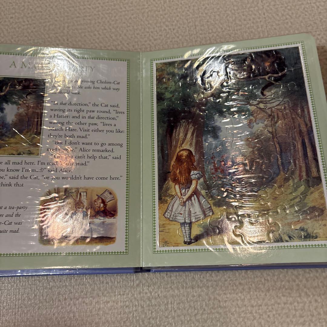 Alice in Wonderland Mini Jigsaw Book パズル
