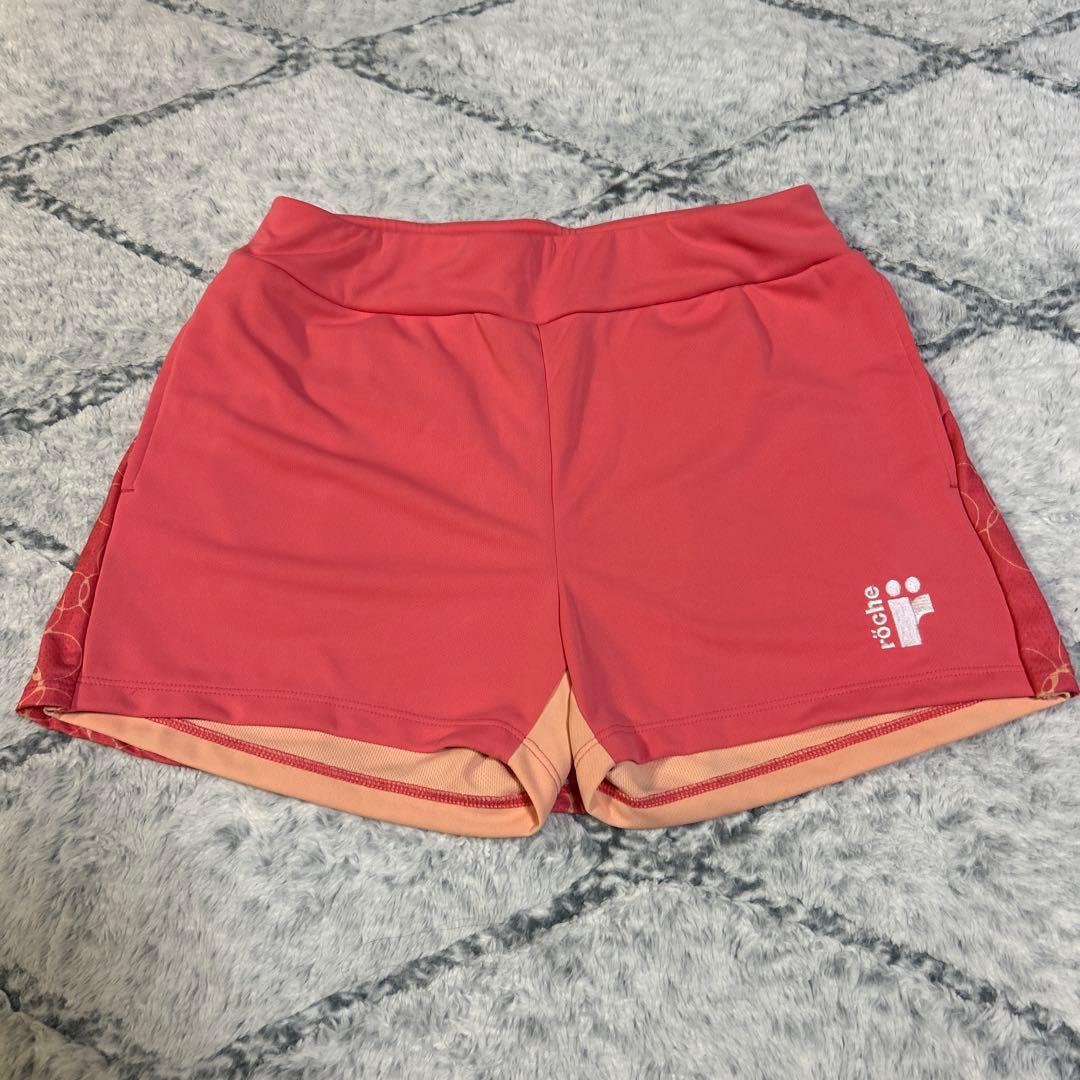 rocheピンク テニスウェア Vネック ショートパンツ付き（M）後ろスカート風