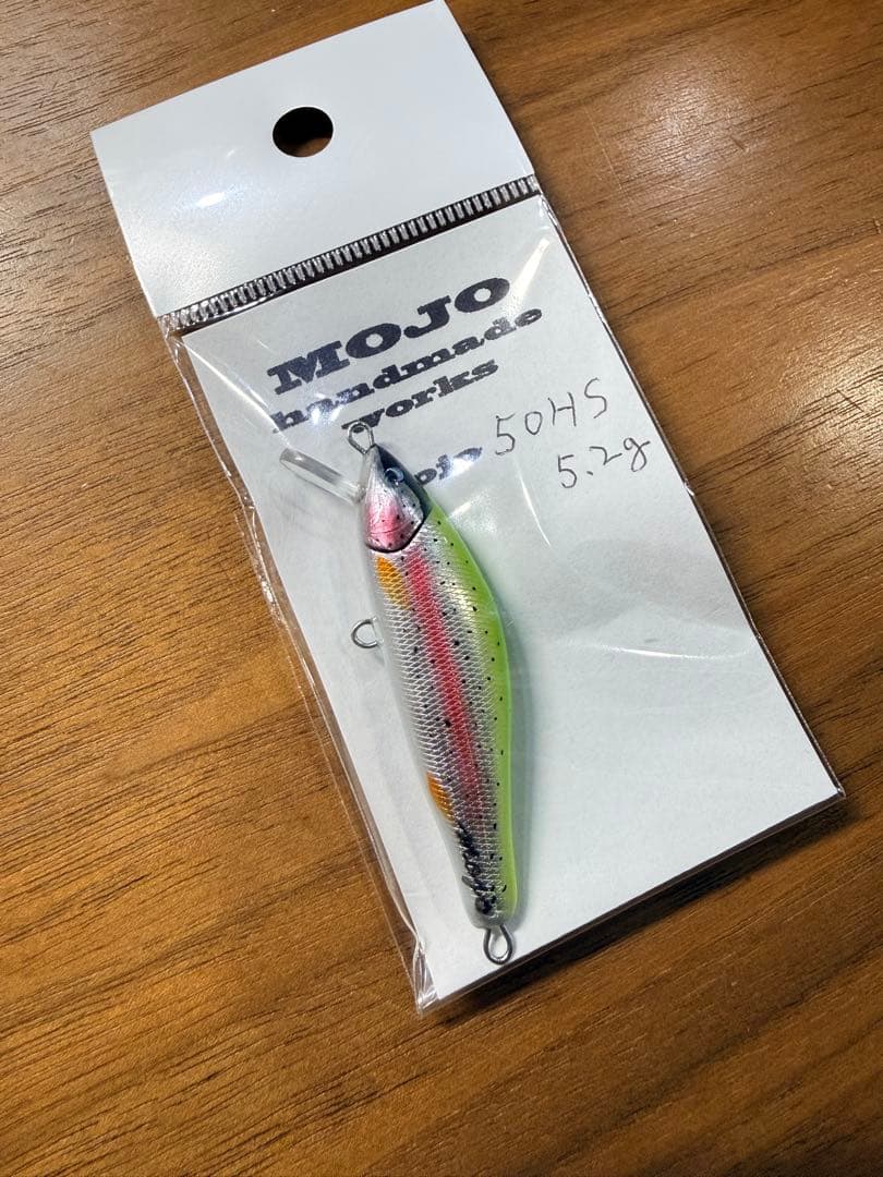MOJOハンドメイドワークスバルサミノー新品レア品50HS5.2g 虹鱒カラー