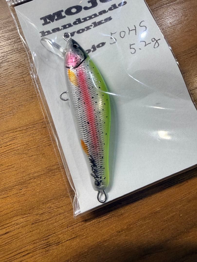 MOJOハンドメイドワークスバルサミノー新品レア品50HS5.2g 虹鱒カラー