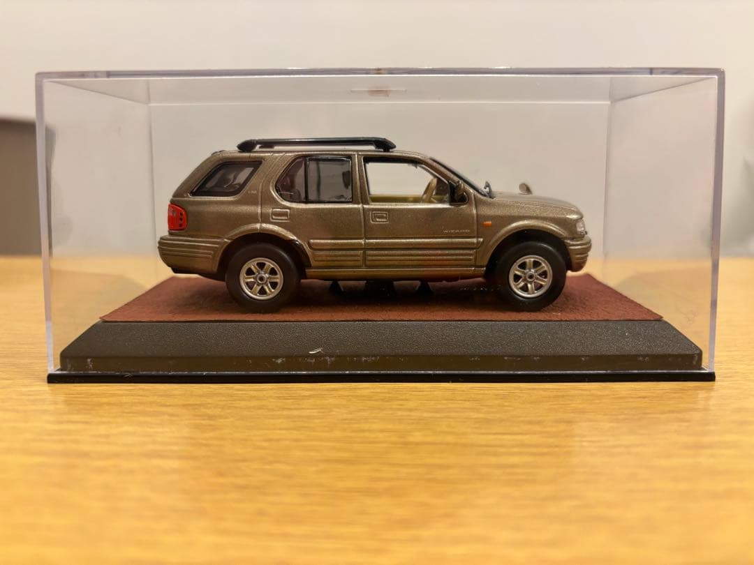 非売品 いすゞ ビッグホーン BIGHORN 1/43 ミニカー ディーラー品