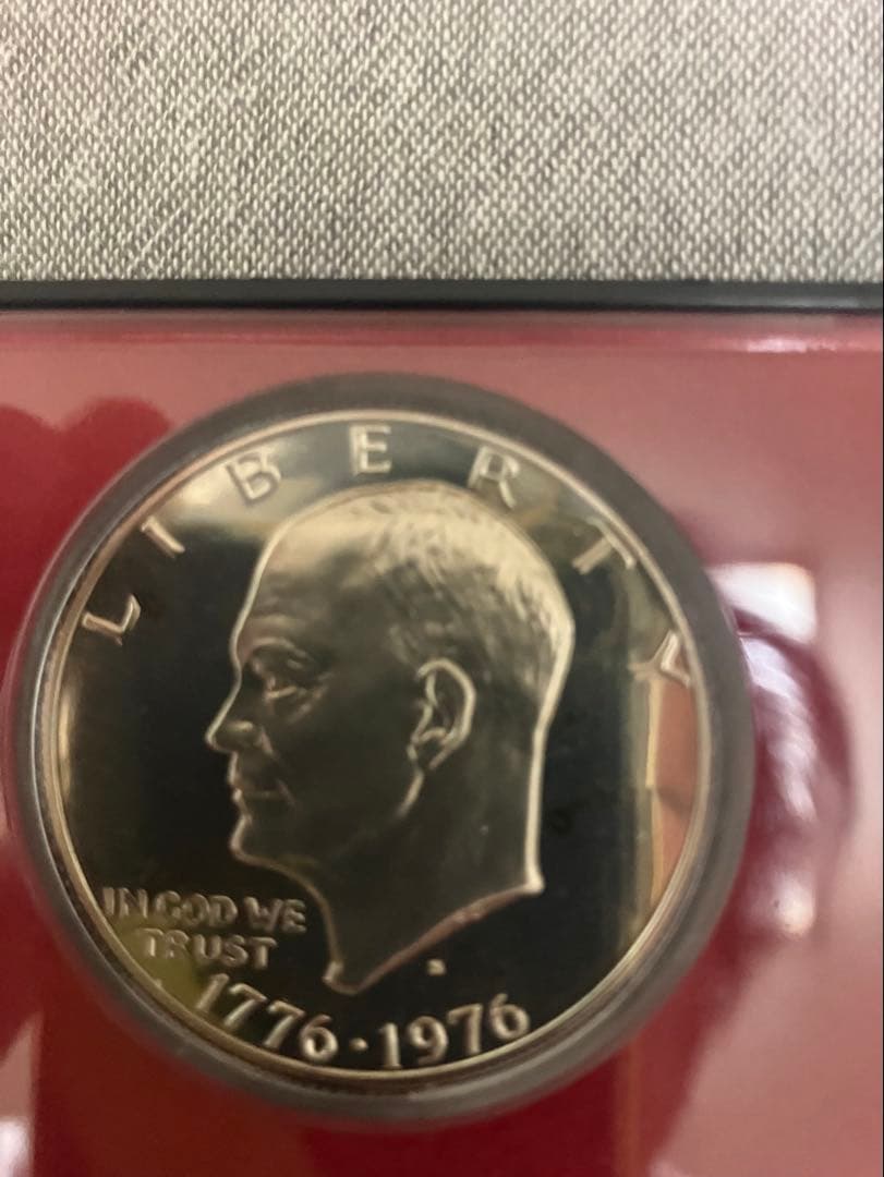 1975年 アメリカ建国200年記念硬貨入り。アメリカ・プルーフ貨幣セット
