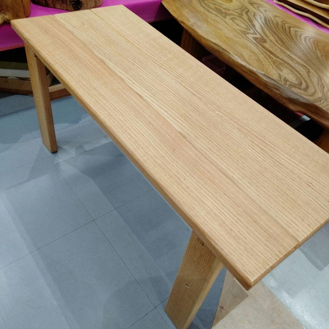ベンチ