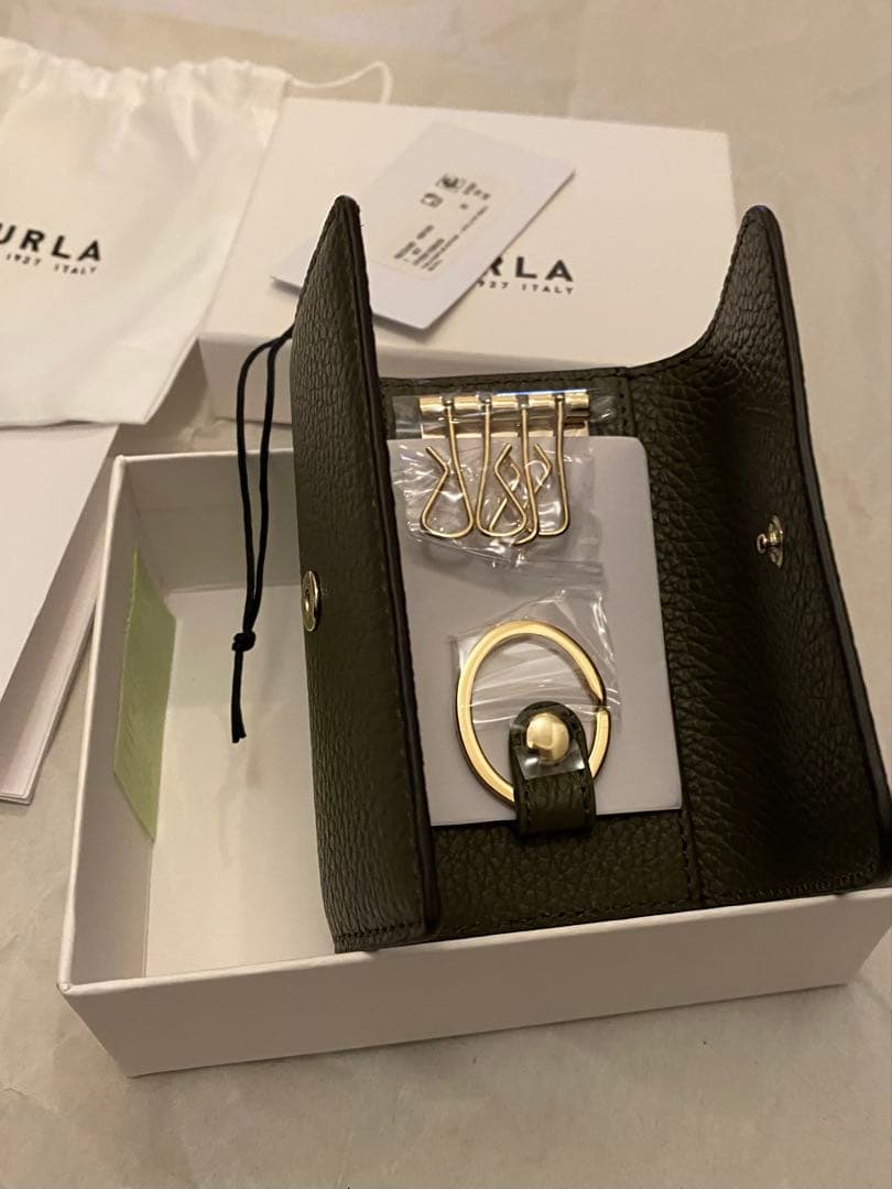 FURLAフルラ　 キーケース バビロン 4連キーリング BABYLON カーキ