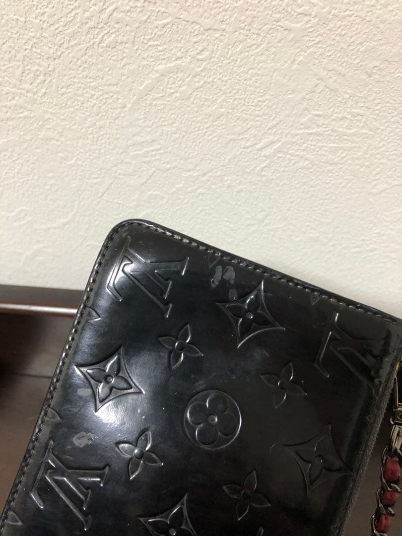早いもの勝ちLouis Vuitton ブラックエナメルバッグ