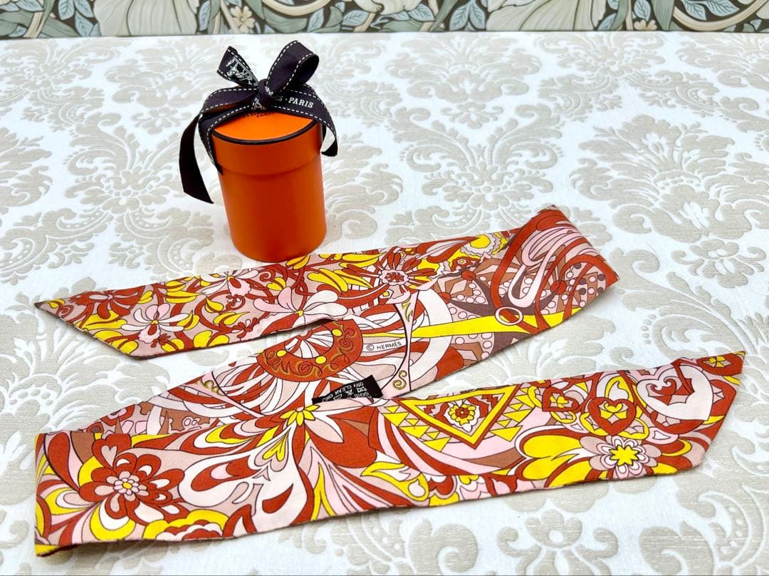 HERMES エルメス ツイリー シルク100% ブラウン系 美品 即日発送