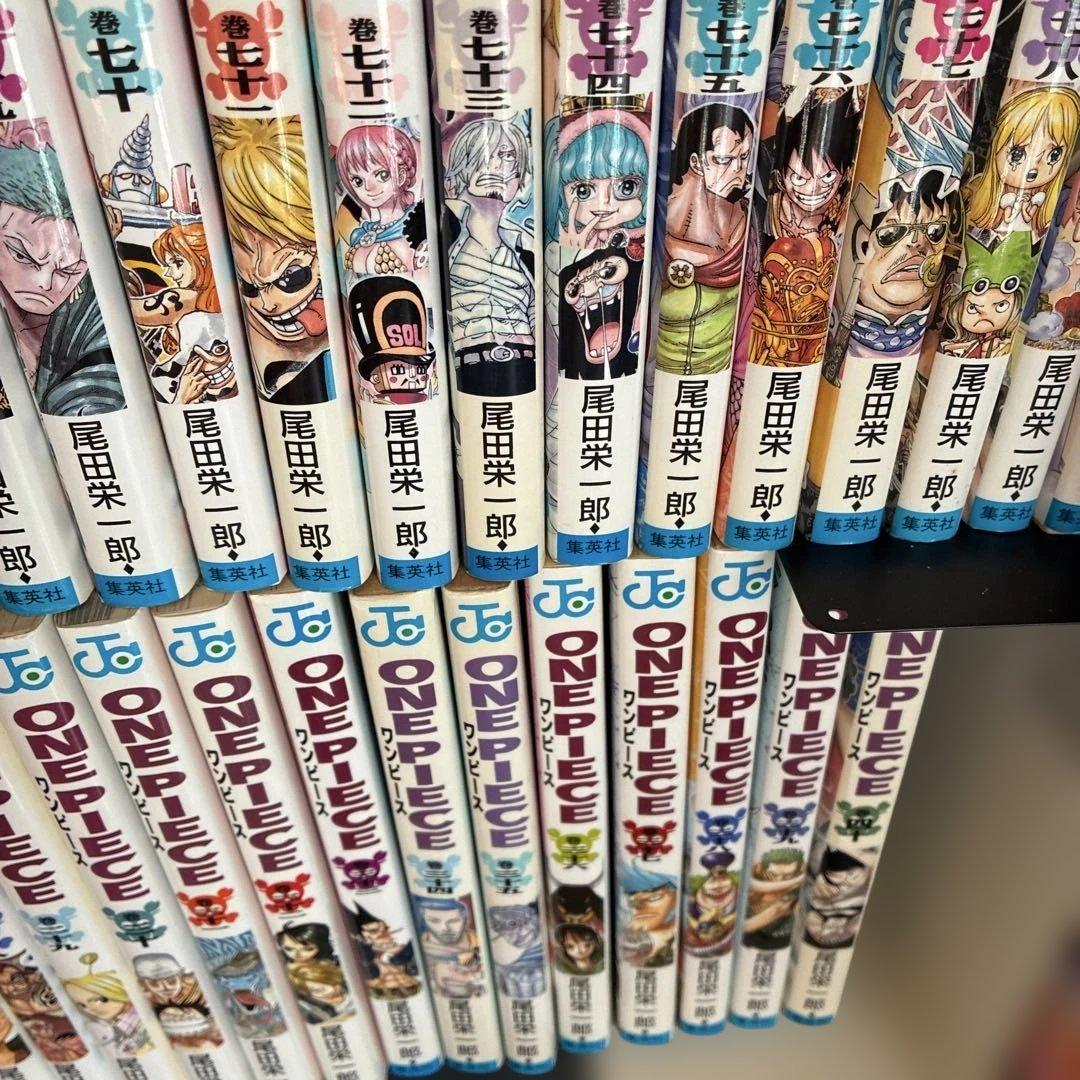 ONE PIECE 全巻セット １巻〜１１４巻（最新刊）＋関連本 １０巻