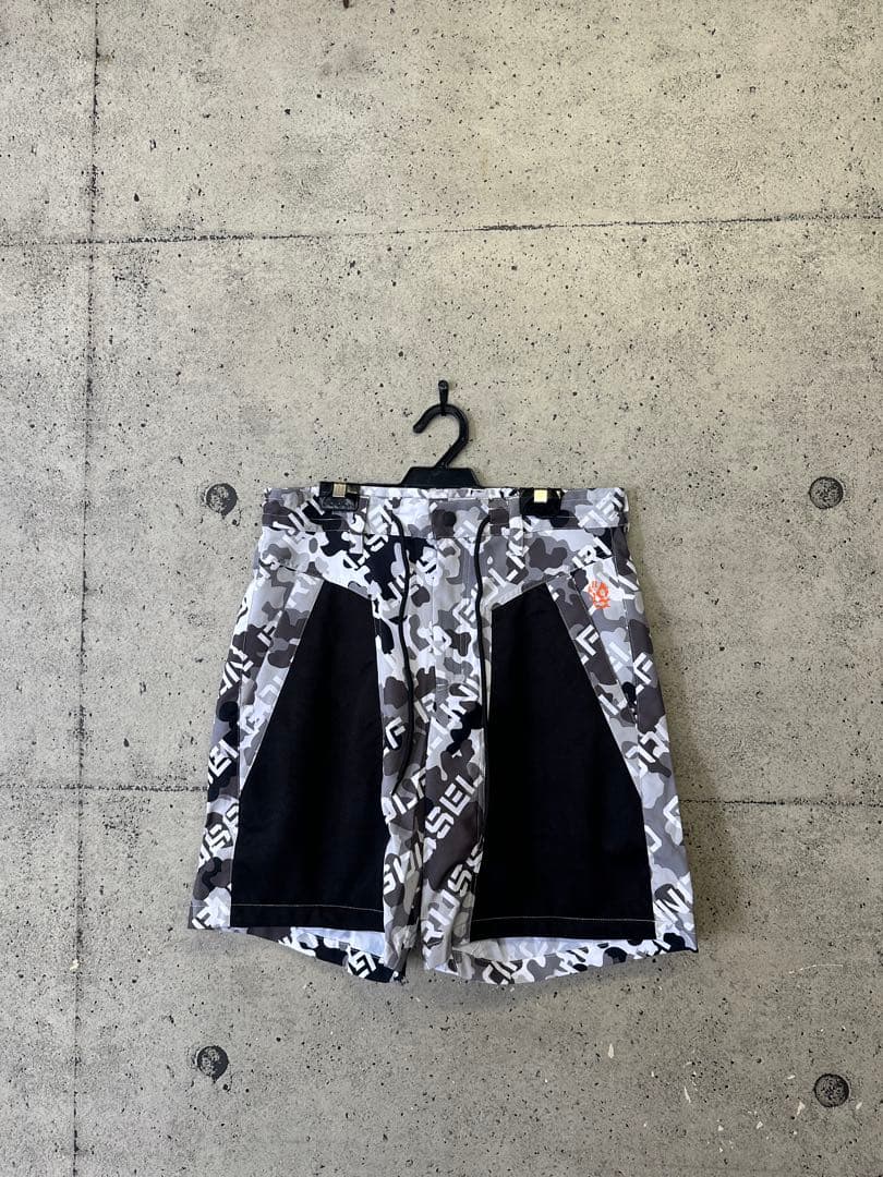 【新品未使用】サイズ6 メンズ ハーフパンツ ラッセルノ 2667