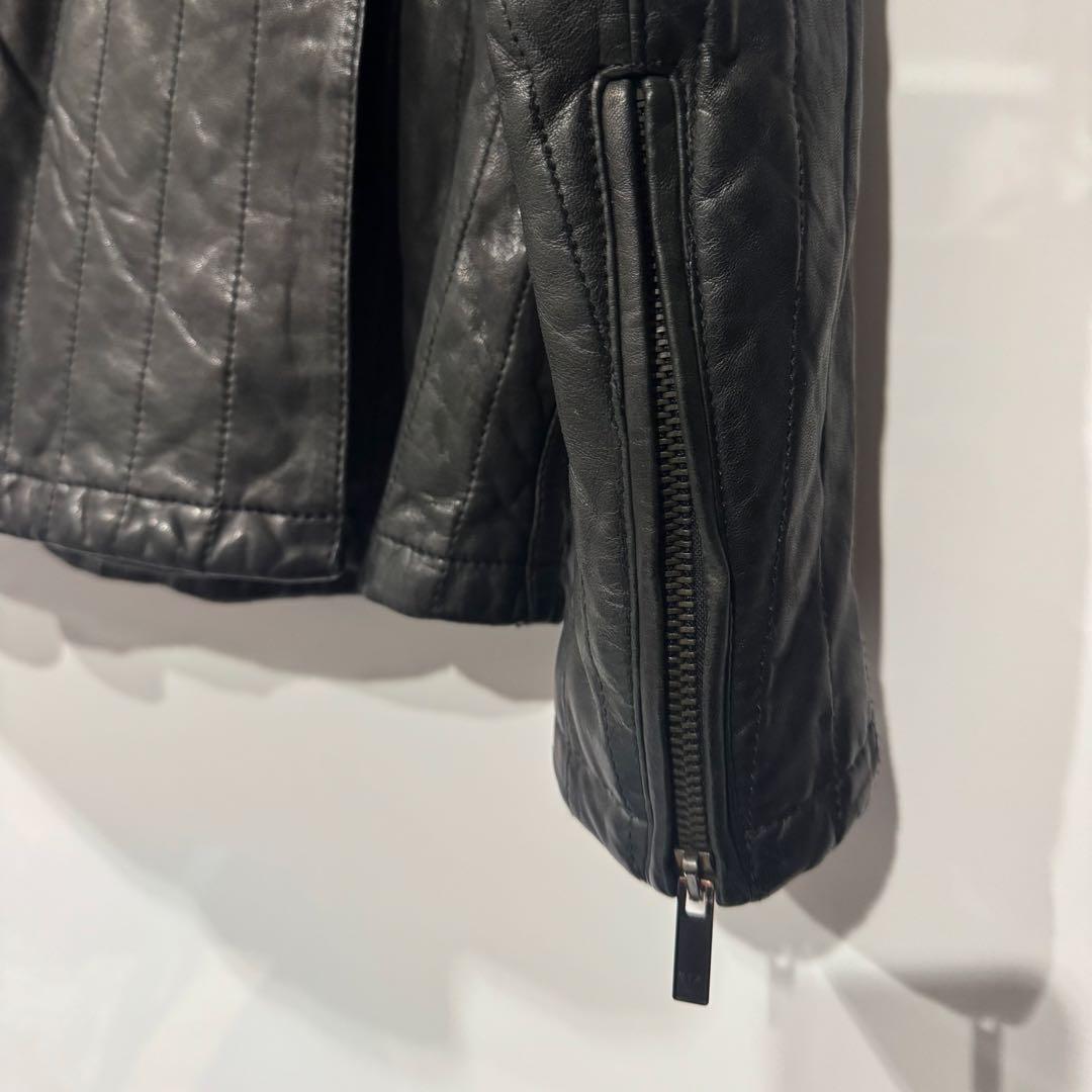 EMPORIO ARMANI レザージャケット　USED