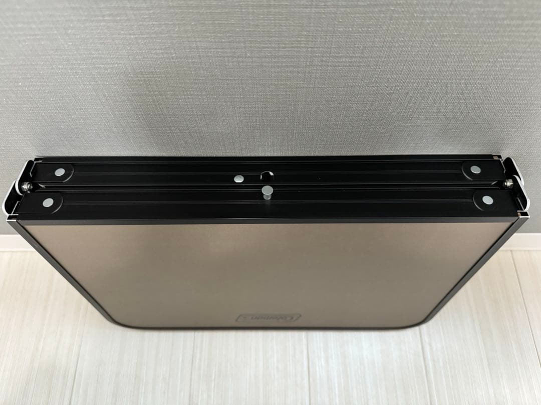 【美品】【終売品】COLEMAN 別注ミニテーブルプラス アーバンリサーチ