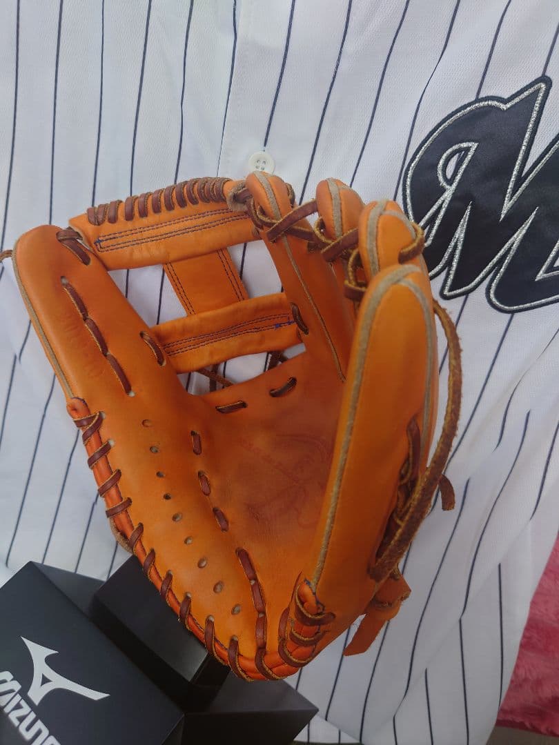 T*君様 NPB ラグデリオン プロ野球選手支給品硬式 グラブ、ミット2点セット