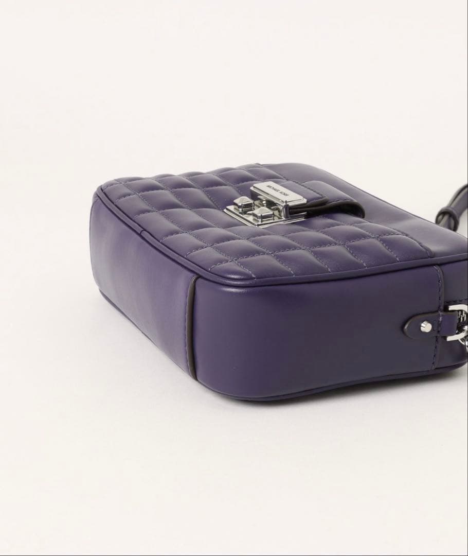 ❤️新品❤️MICHAEL KORS キルテッドレザー ショルダーバッグ パープル