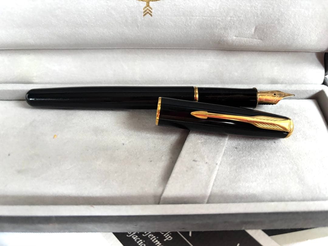 PARKER パーカーK18 750 Arrow Clip 万年筆 箱 栞入り