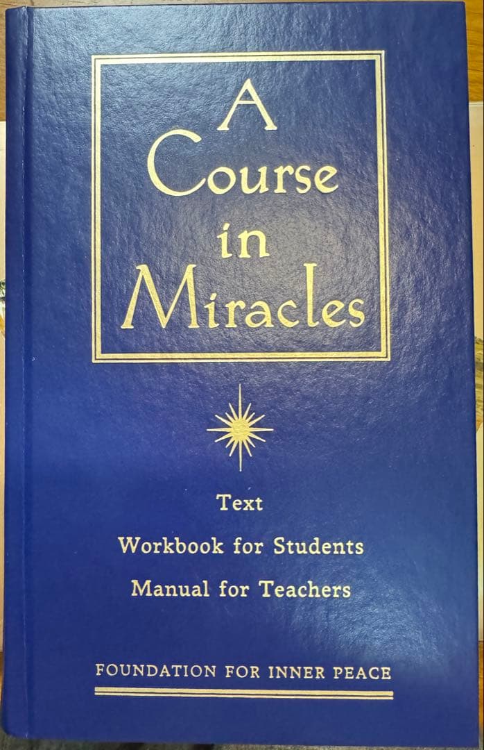 英語版 A Course in Miracles ハードカバー