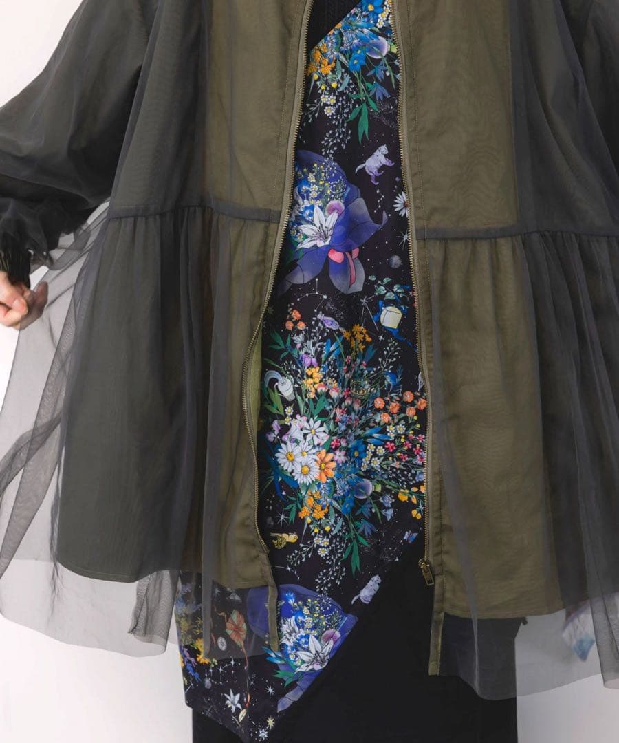 新品タグ付 イズスカラー　553228：花蝶刺繍チュール重ねロングブルゾン