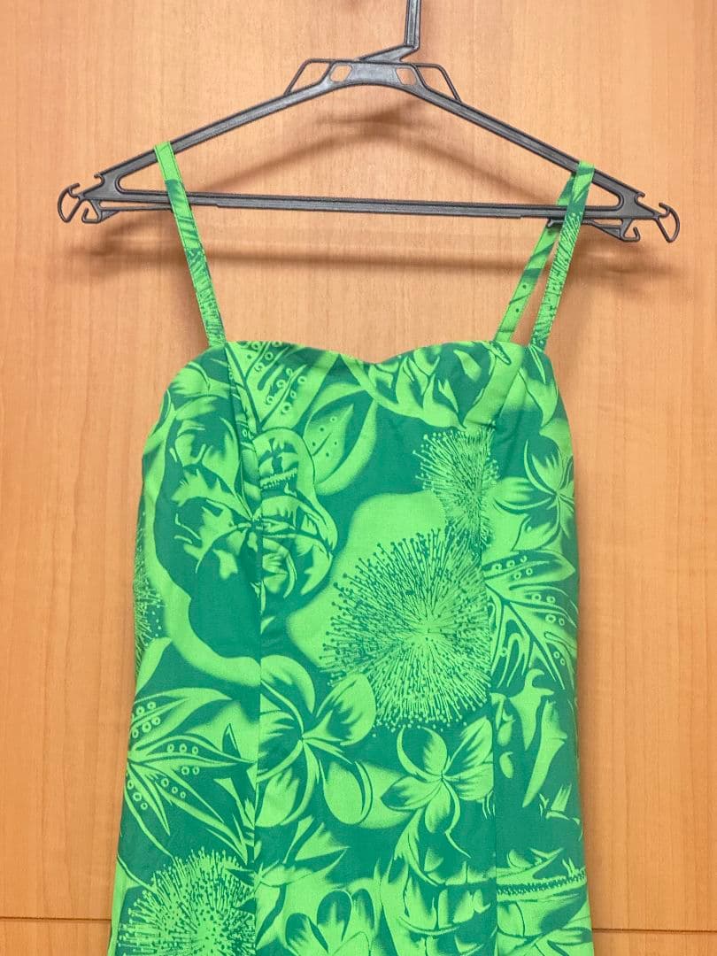 【ほぼ新品】フラダンス ドレス グリーン