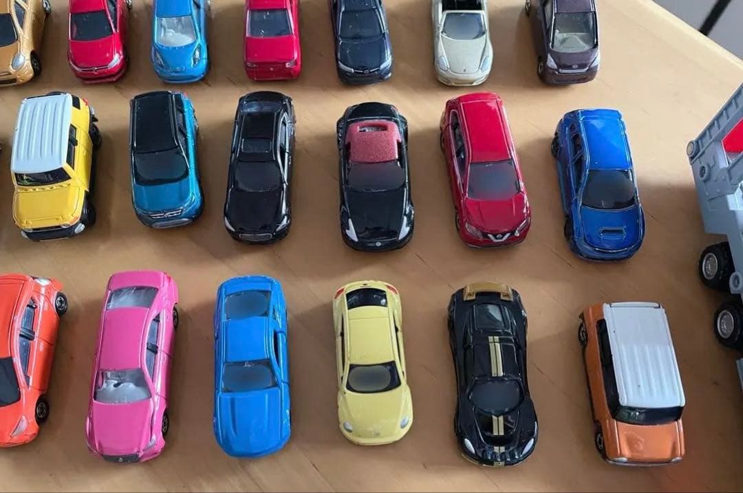 トミカ ミニカー まとめ売り 70台【キャリアカー付き】