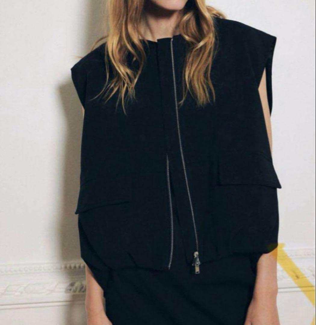 ZARA オーバーサイズボリュームベスト　未使用品