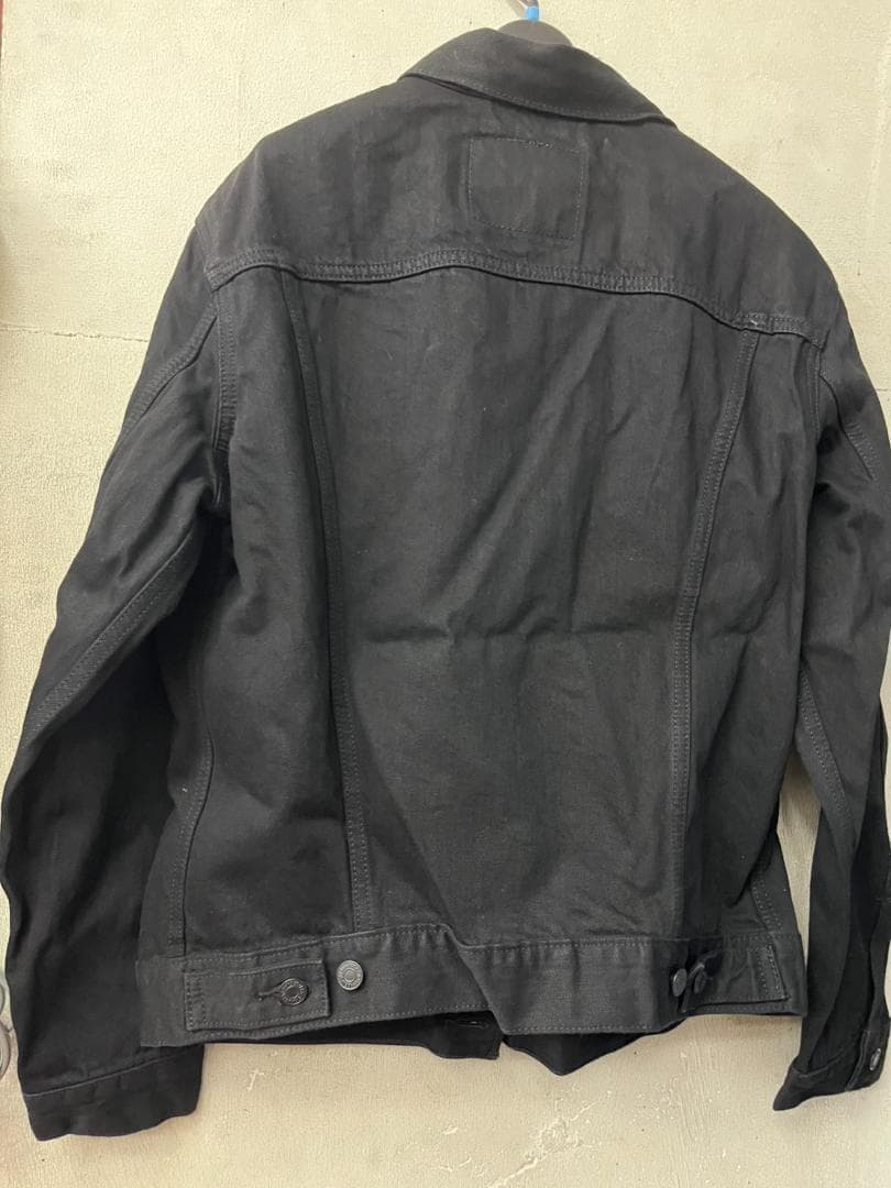 ★新品★リーヴァイス　デニムジャケット　723340144　黒　トラッカー Ｌ