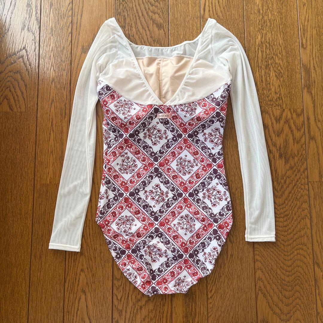 【美品】スティナ stina バレエ　レオタード　Mサイズ　アザレピンク