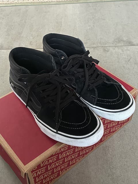 VANS ANTIHERO ブラック ハイカットスニーカー