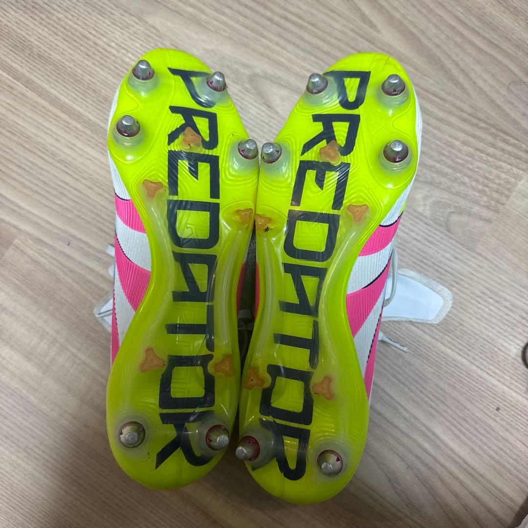 adidas Predator シューズ スパイク ホワイト/ピンク/イエロー