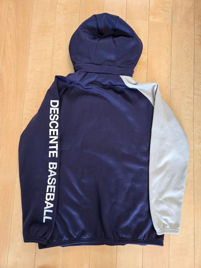 DESCENTE　バリアフリース　M　未使用タグ付き